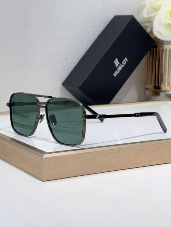 Picture of Hublot Sunglasses _SKUfw68373255fw